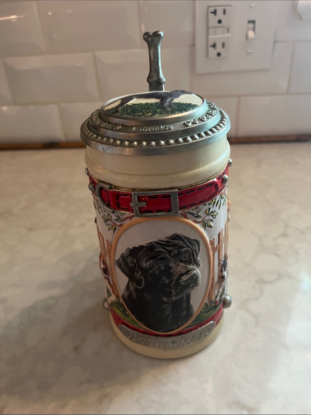 Budweiser Man's Best Friend Series Labrador Stein
